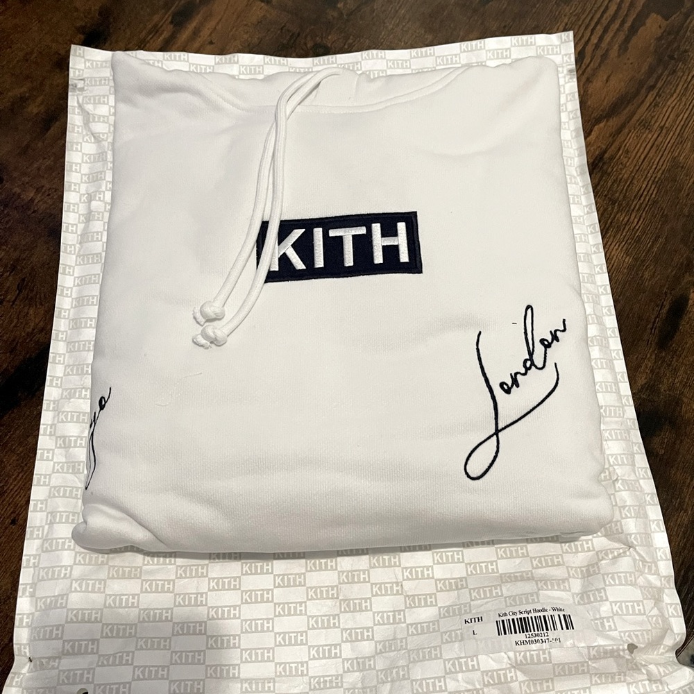 Brand new Kith “City Script” mens hoodie Sz Large.